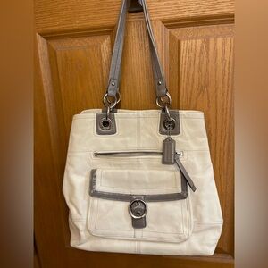 Coach Penelope Ivory Leather Shoulder Bag Tote 18890 Soft Smooth